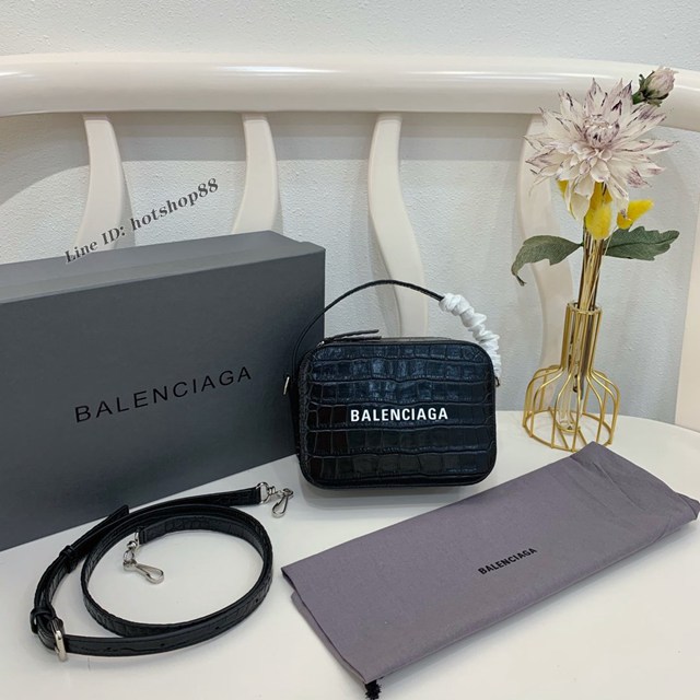 Balenciaga專櫃男女款巴黎世家Everyday Camera Mini熱賣相機包手提版斜挎小包 fyj1923